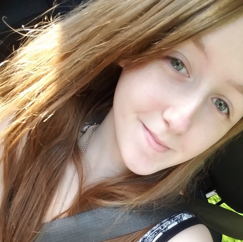 Meet your Posher, Hannah